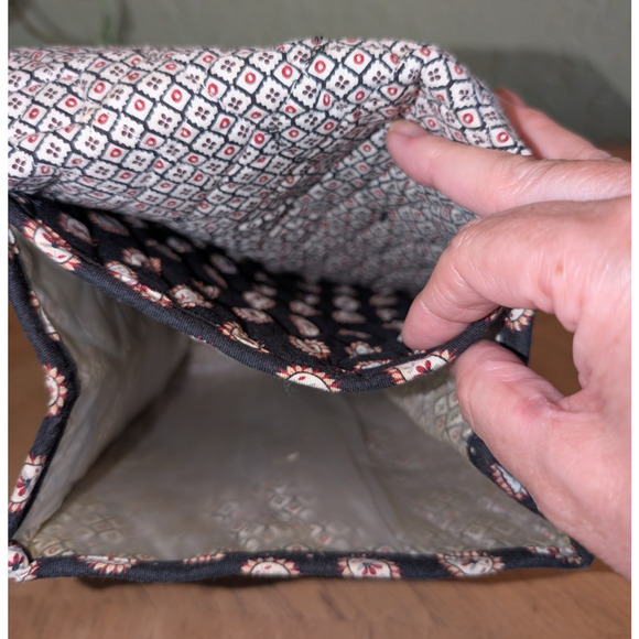 Vera Bradley Lunch Bag Black Burgundy Paisley Older Pattern - Picture 5 of 5